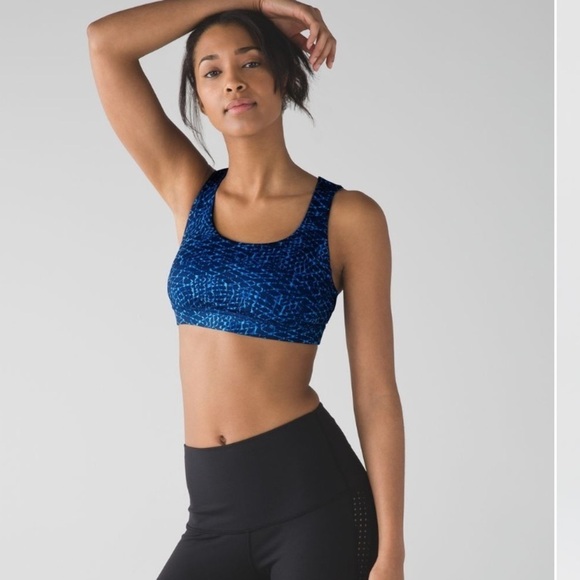 Lululemon Energy Sports Bra Exhale Strappy
Samba Snake Kayak Blue Hero Blue - Picture 10 of 11